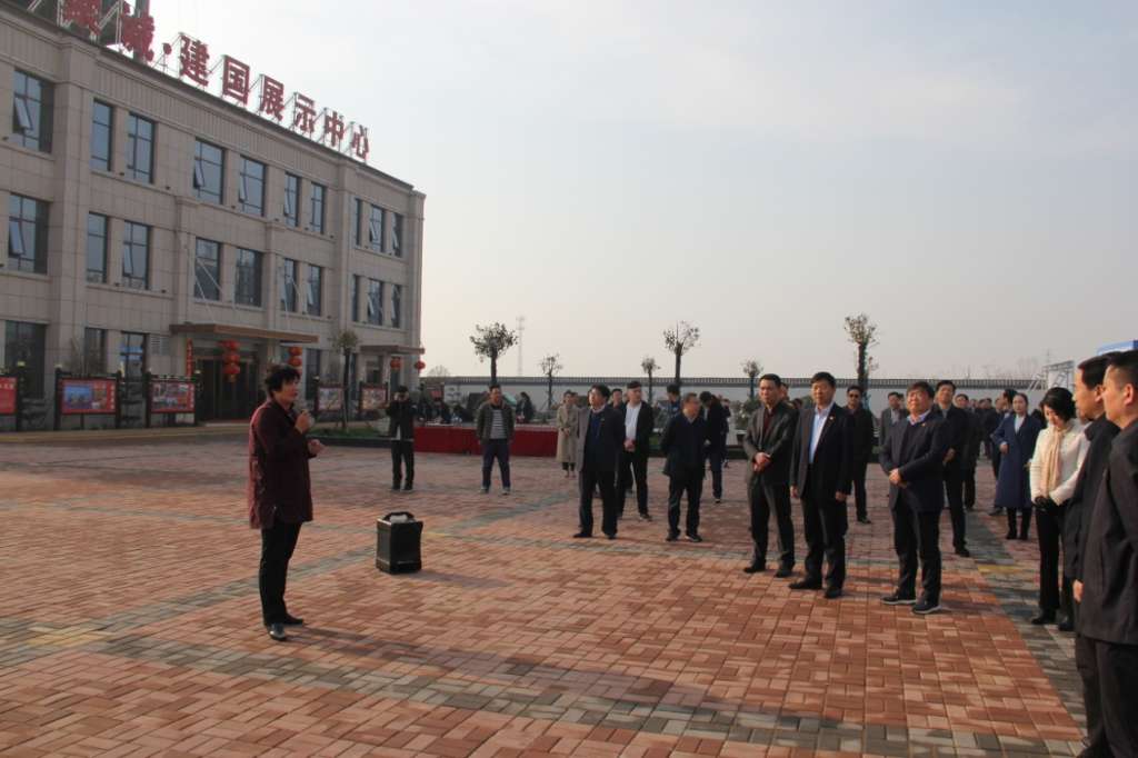 F:\照片\项目重大事件及领导视察\2018年3月13日陈天富书记带队\新建文件夹\IMG_6677.JPG